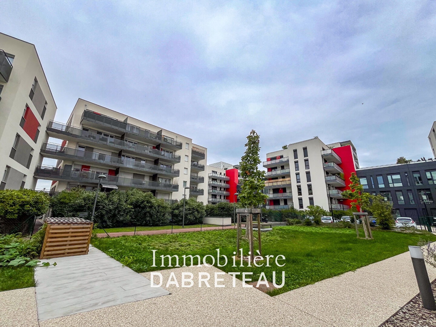 Appartement à vendre - 4 pièces - 75m2 - Vaulx-En-Velin (69120)