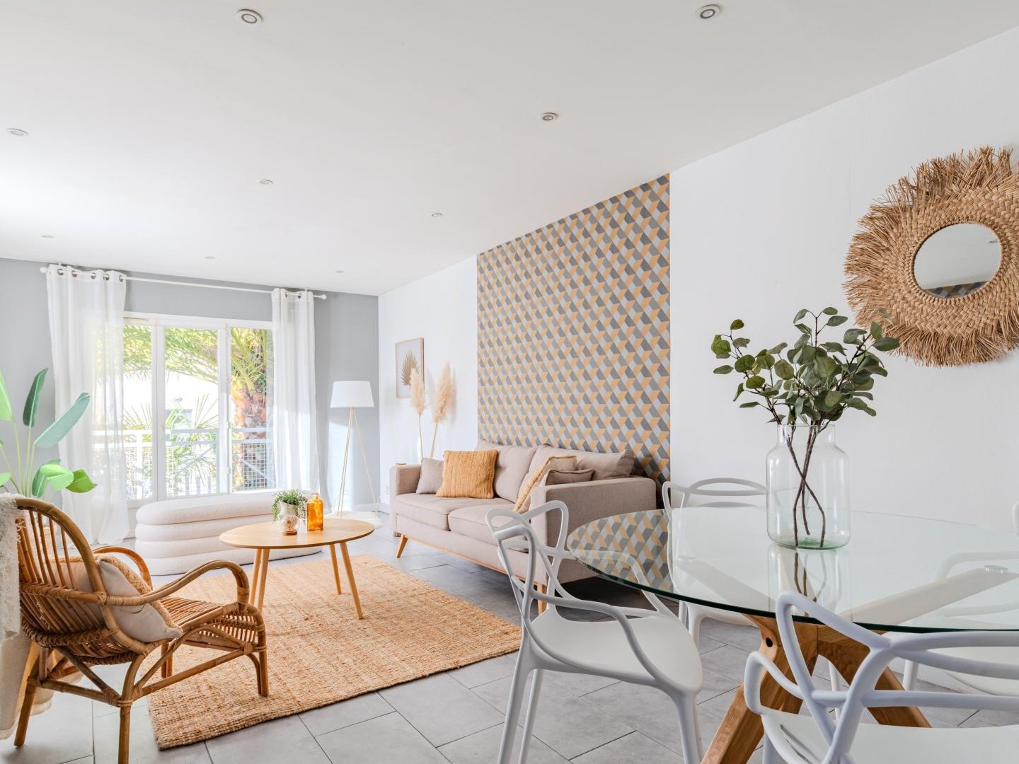 Maison de ville 120 m² - 4 chambres + sous sol de 41 m² ( idéal profession libérale ou bureaux ) - Quartier Saint-Bris - Limite Talence et Bègles