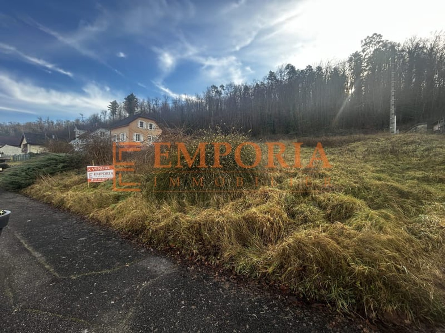 Terrain 1700 m²