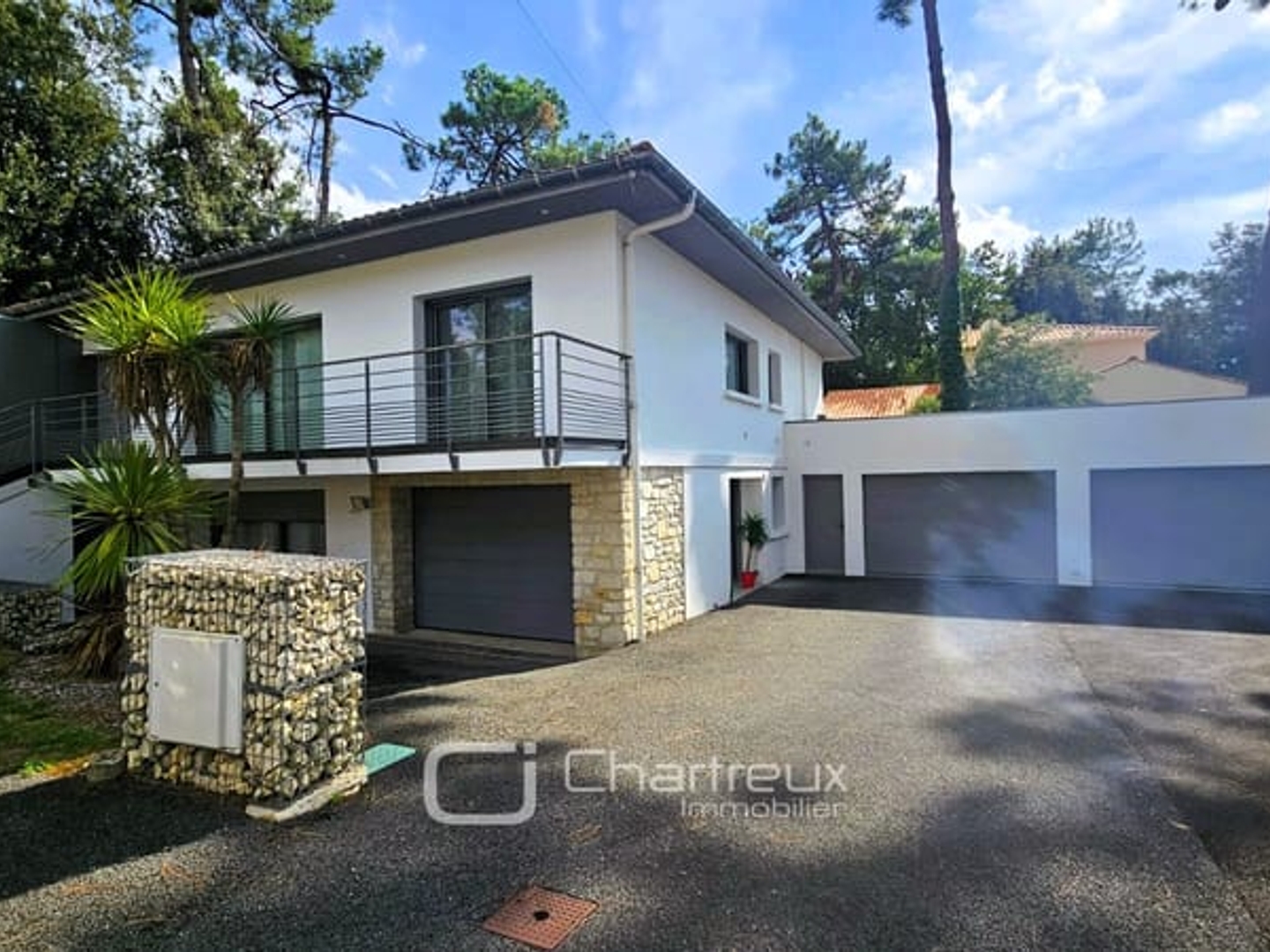 VILLA de STANDING