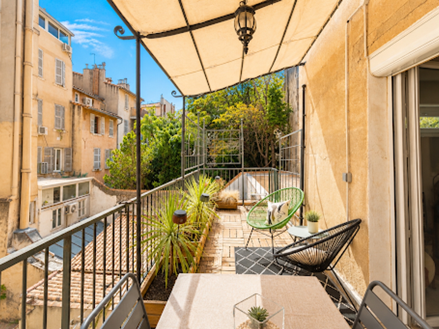 Appartement 7 pièces 203 m²