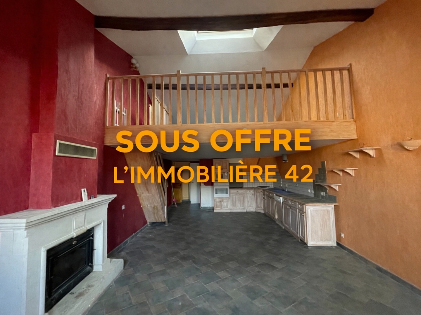 RARE INVESTISSEMENT LOCATIF A RENOVER APPARTEMENT TYPE 2 DANS IMMEUBLE AVEC CACHET