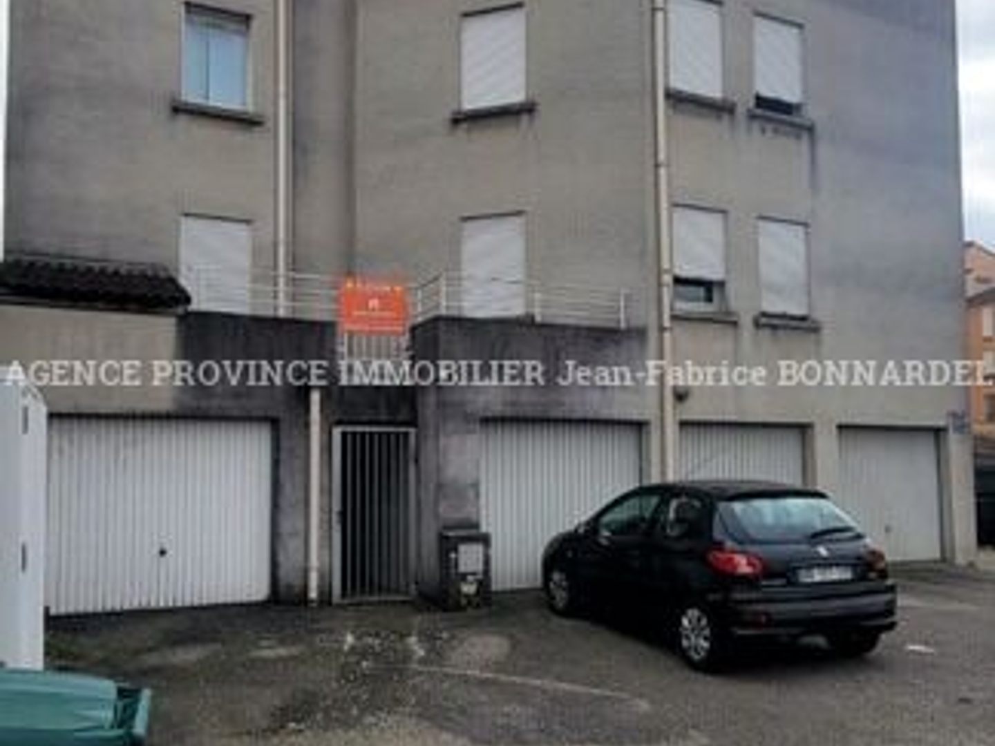 Immeuble à vendre - 1 pièce - Bagnols-Sur-Cèze (30200)