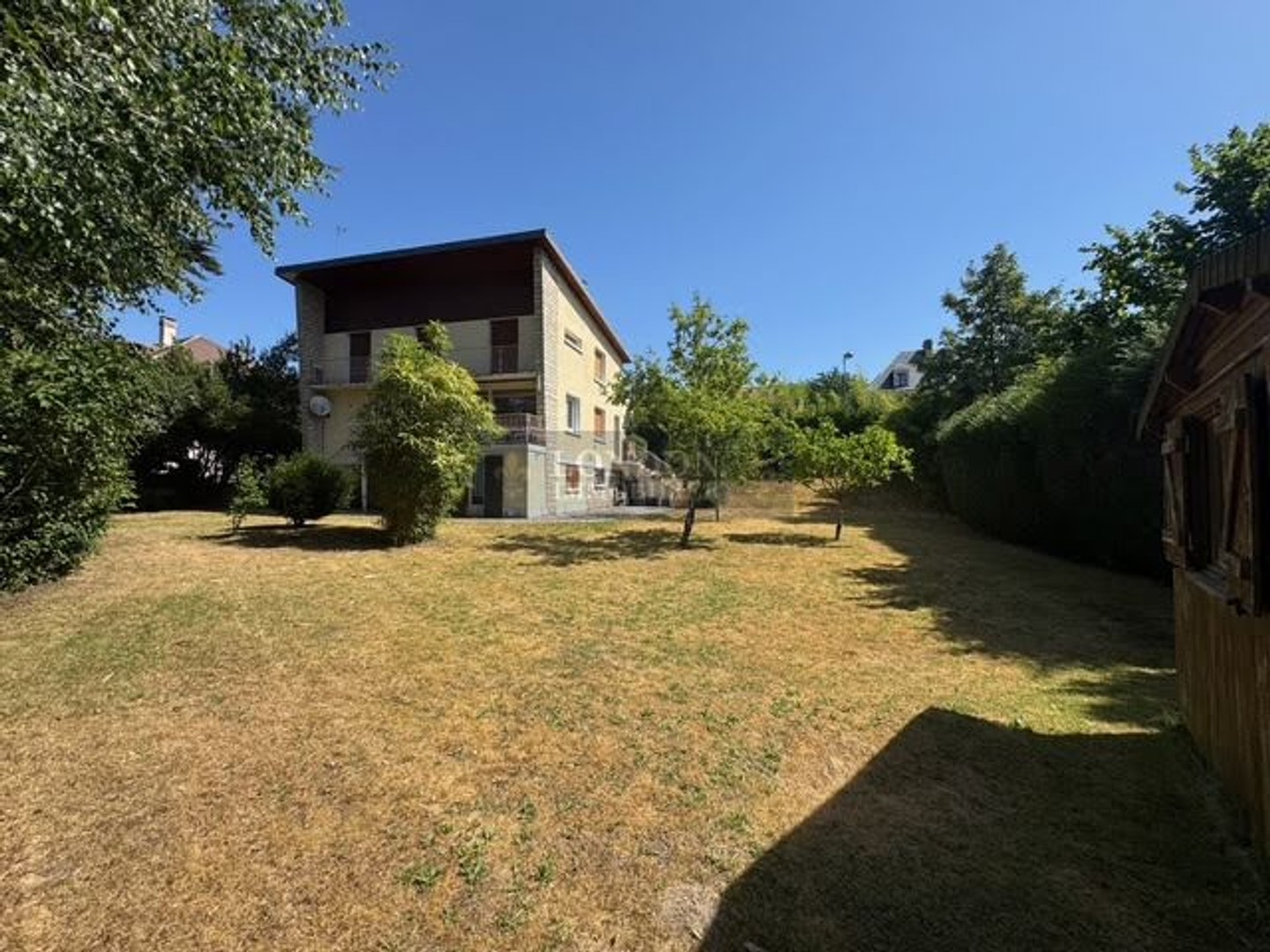 Maison 7 pièces 185 m²