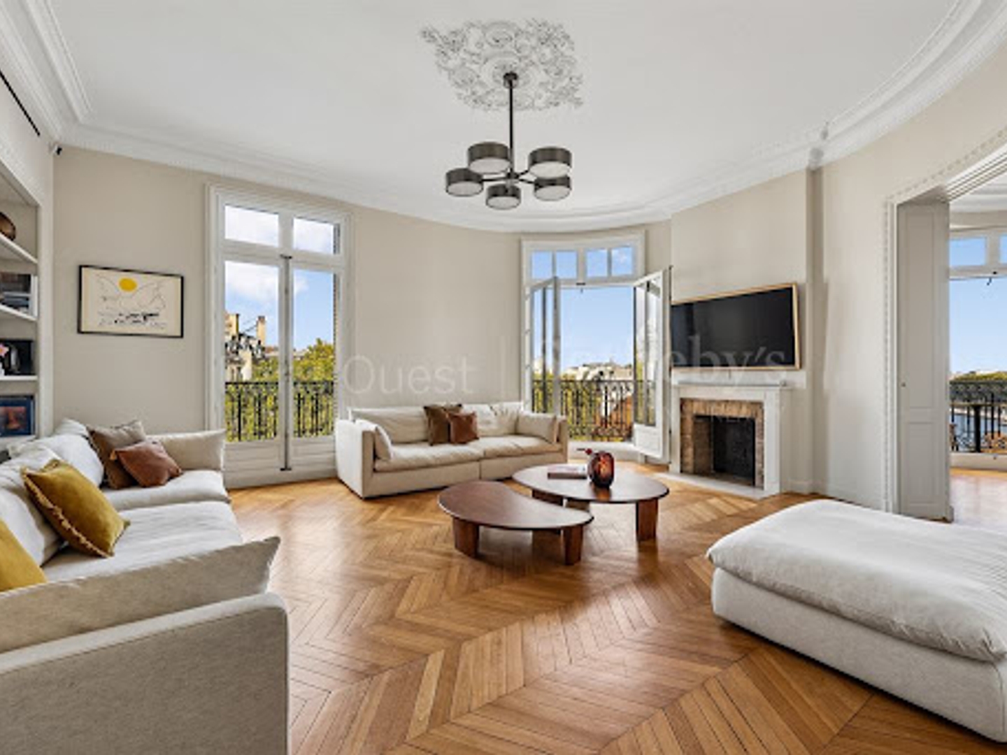 Appartement à vendre - 5 pièces - 142m2 - Paris 16e (75016)