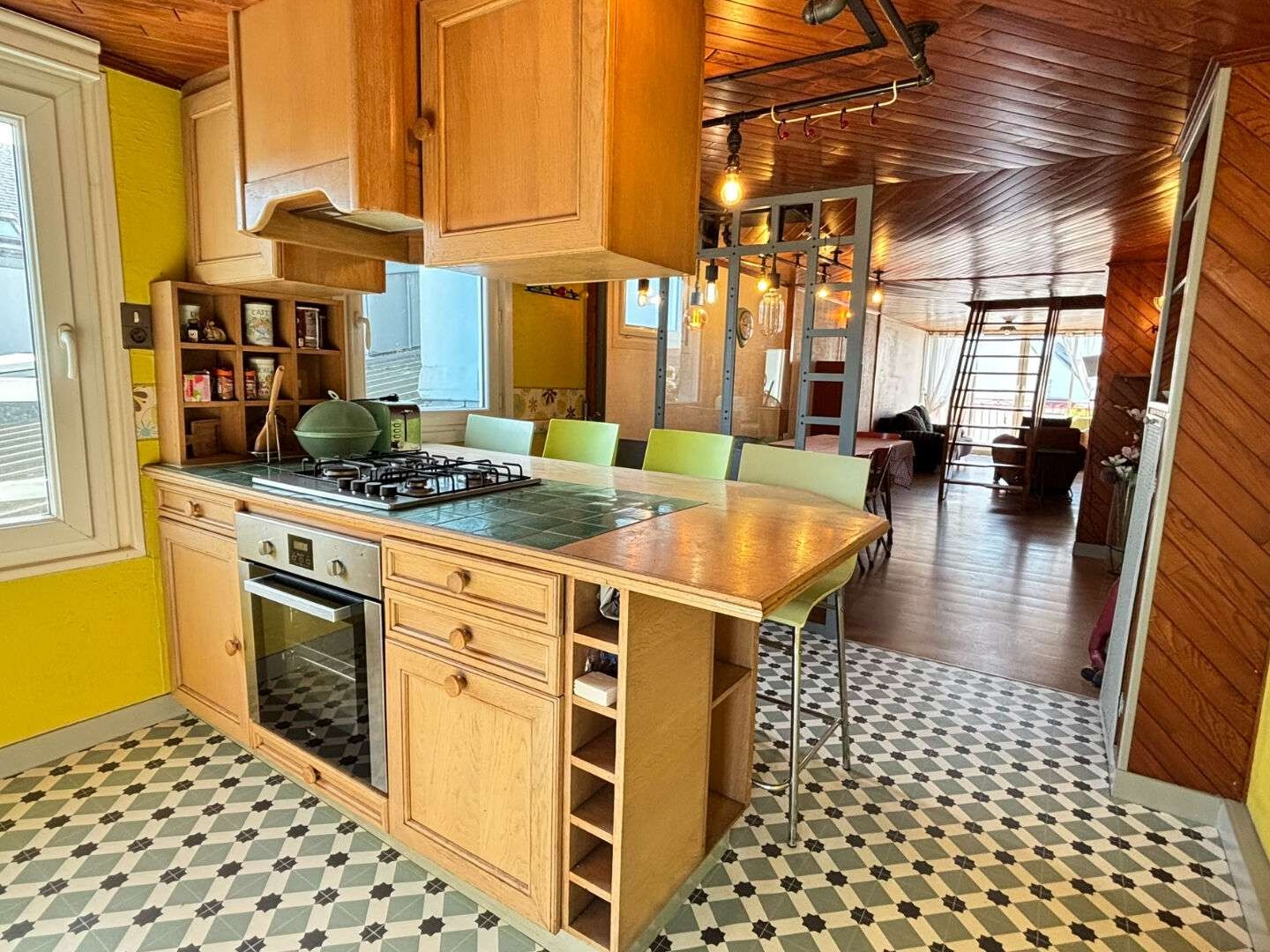 Immeuble 6 pièces 110 m²
