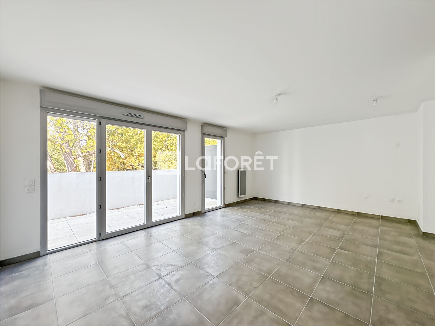 Appartement à vendre - 4 pièces - 83m2 - Nîmes (30000)