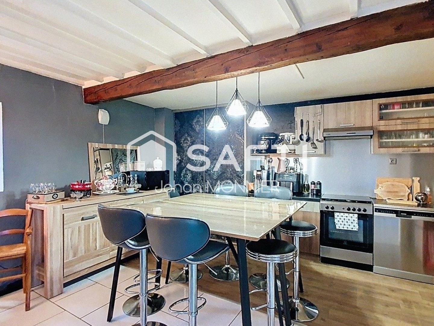 Maison à vendre - 7 pièces - 178m2 - Fareins (01480)