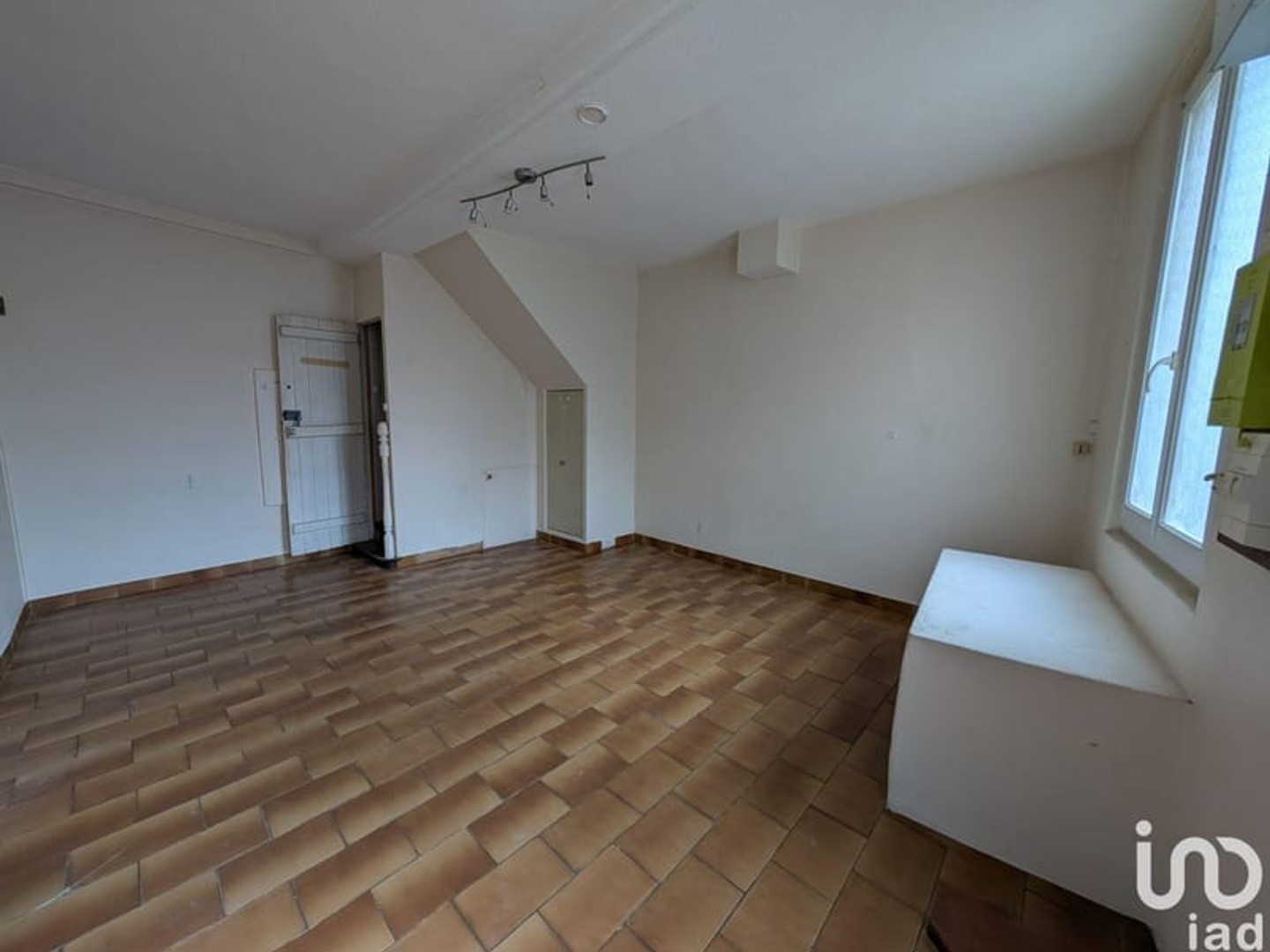 Immeuble commercial 334 m²