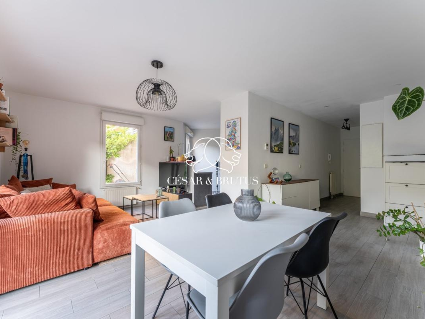 Appartement à vendre - 3 pièces - 73m2 - Lyon 8e (69008)