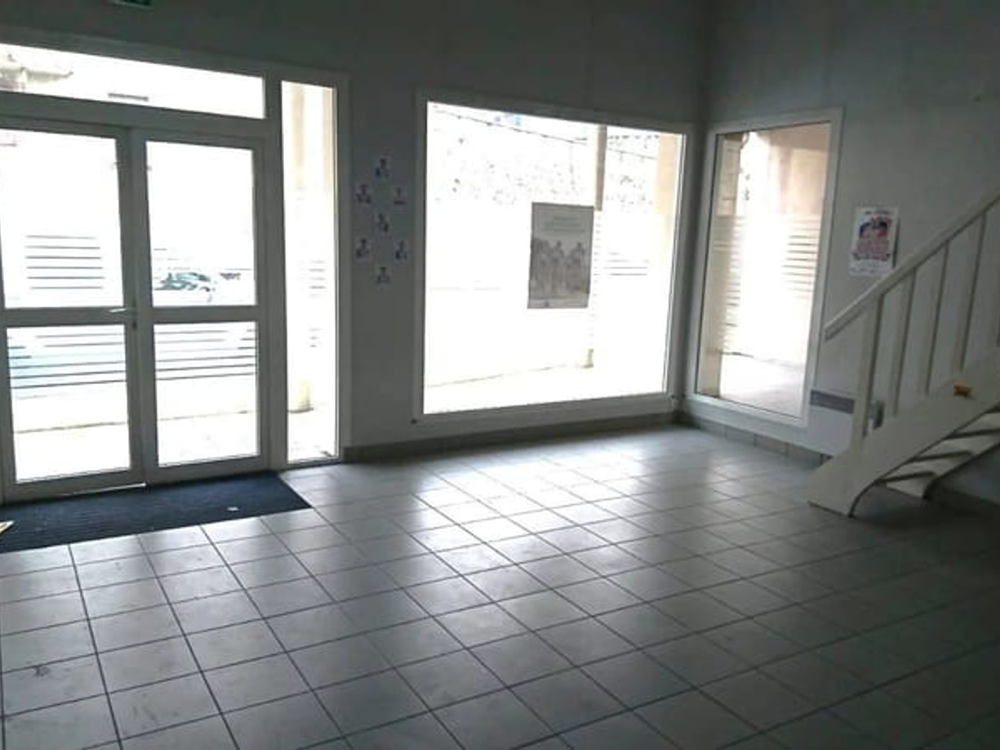Bureaux à vendre - 1 pièce - 66m2 - Pouzauges (85700)