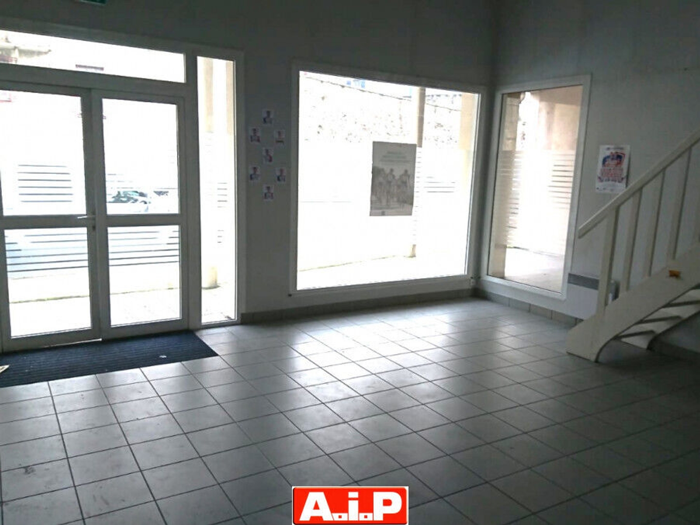 Magasin à vendre - 1 pièce - 66m2 - Pouzauges (85700)
