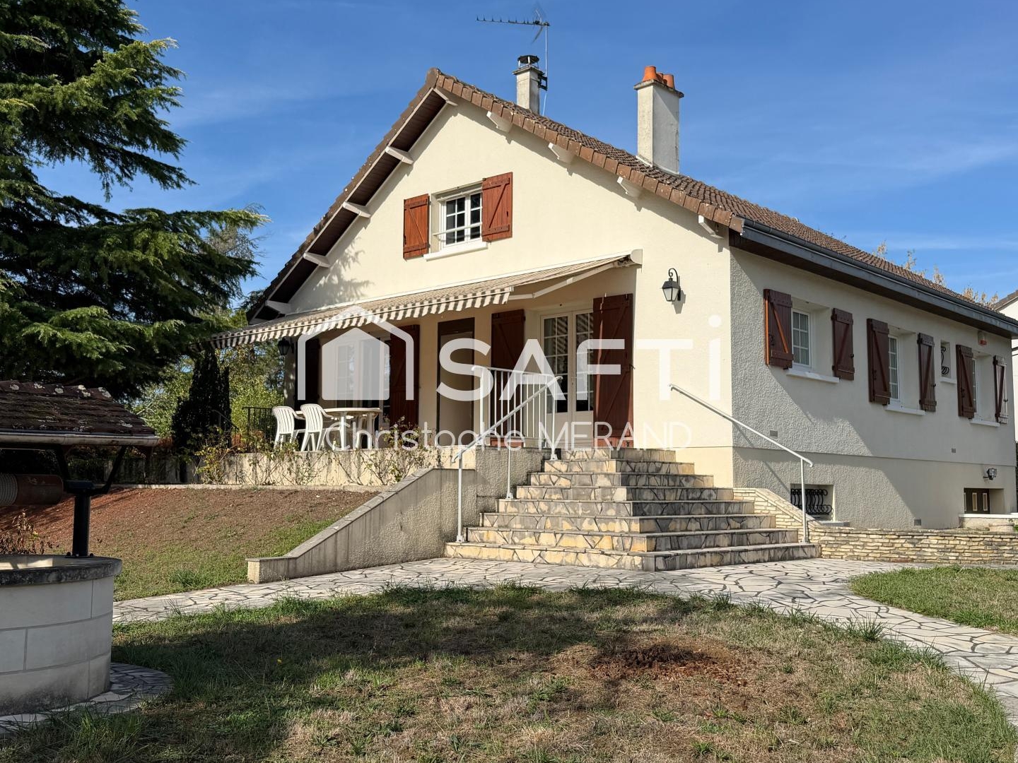 À découvrir à Antran, à proximité immédiate de Châtellerault - Calme, espace et belle vue !