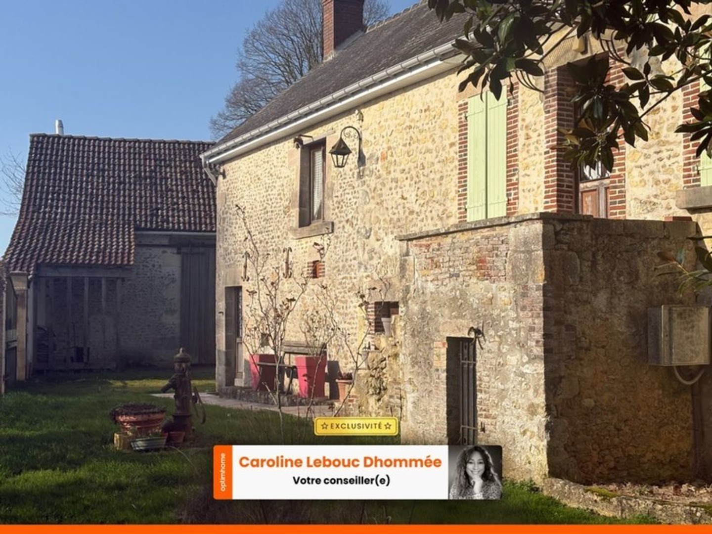 Logis du XVIe siècle dans le Perche charme rare, dépendances 200 m² et jardin de 4000 m²