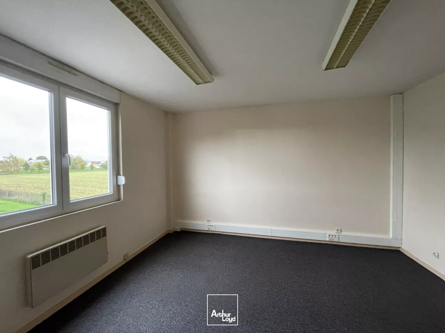 Bureaux à vendre - 260m2 - Évreux (27000)
