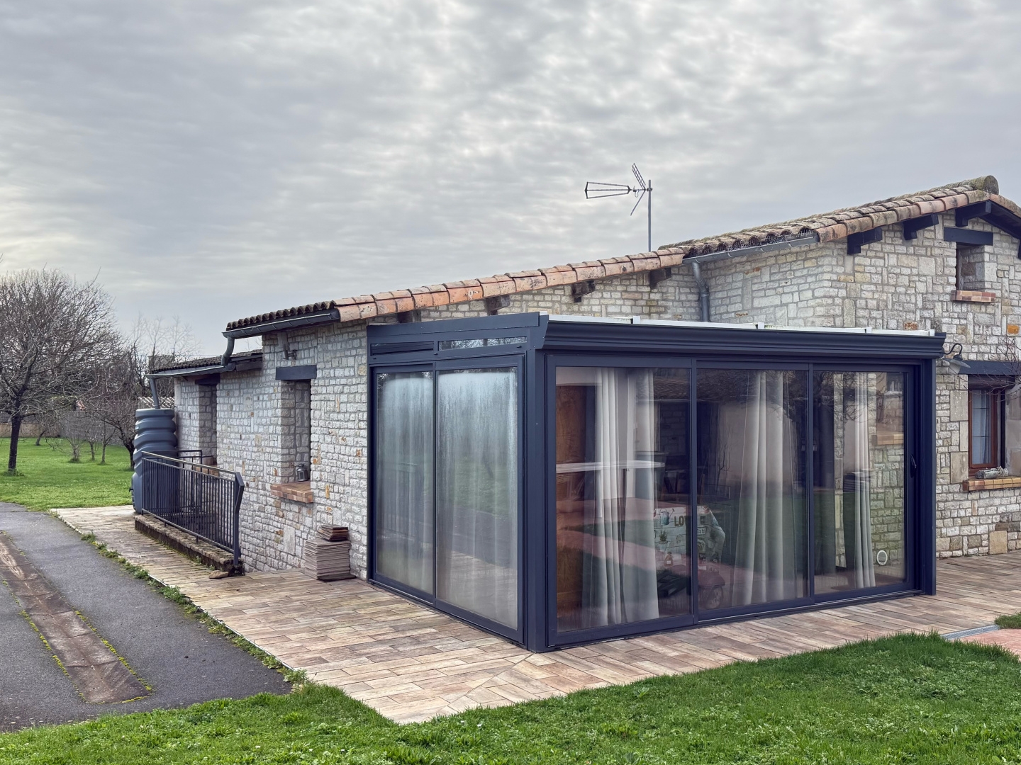Immeuble à vendre - 6 pièces - 225m2 - Coulon (79510)