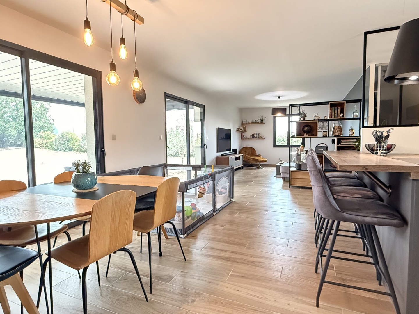 PAVILLON DE PLAIN PIED RECENT