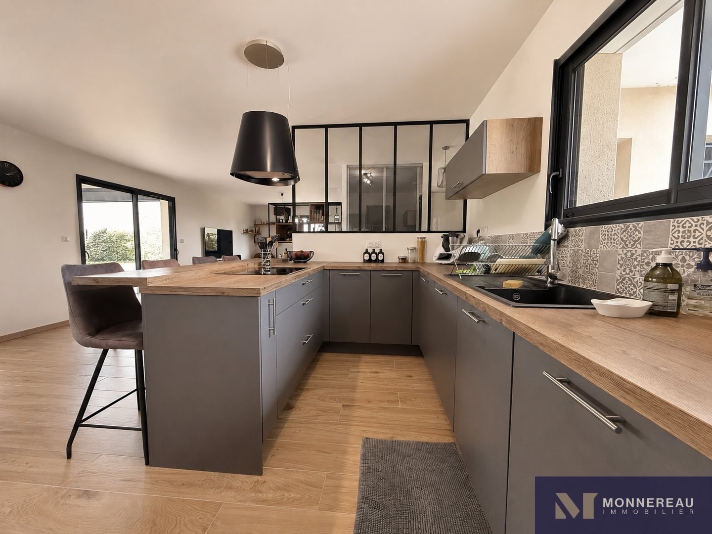 Maison à vendre - 5 pièces - 116m2 - Mornac (16600)