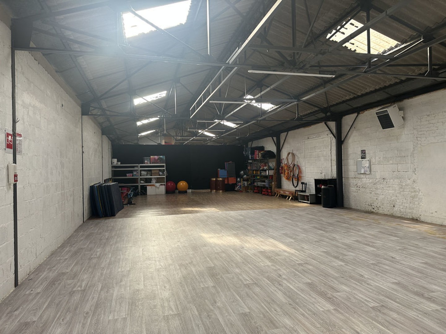 Locaux à vendre - 1 pièce - 240m2 - Rethel (08300)