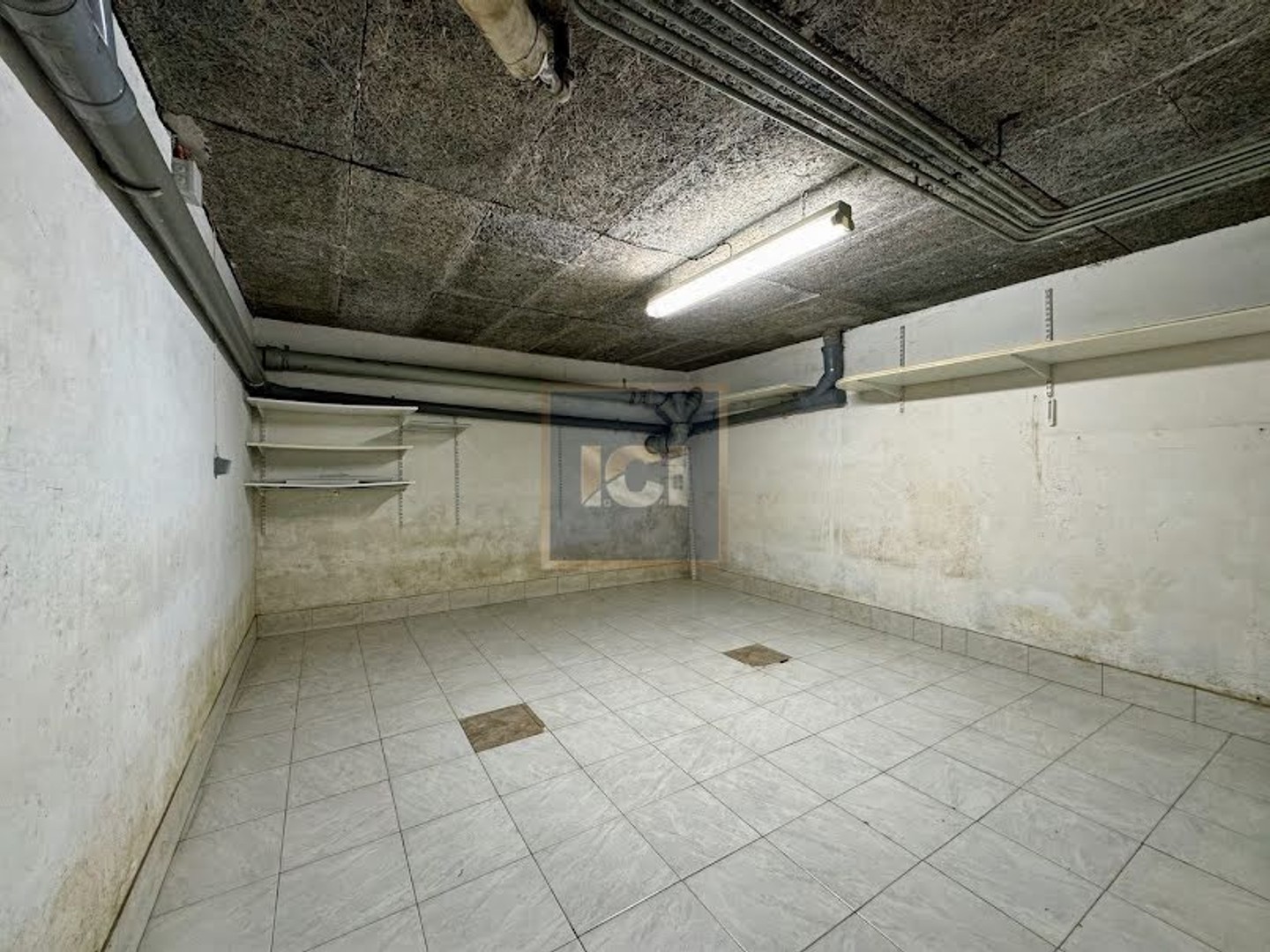 Parking/Garage/Box 20 m²