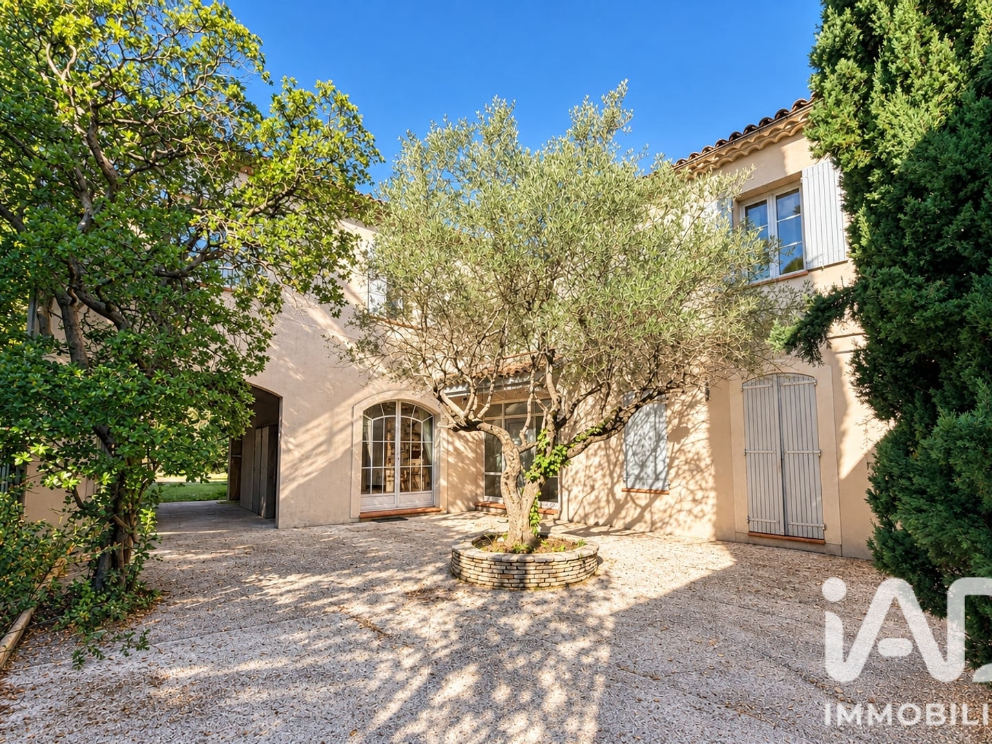 Maison 5 pièces 199 m²