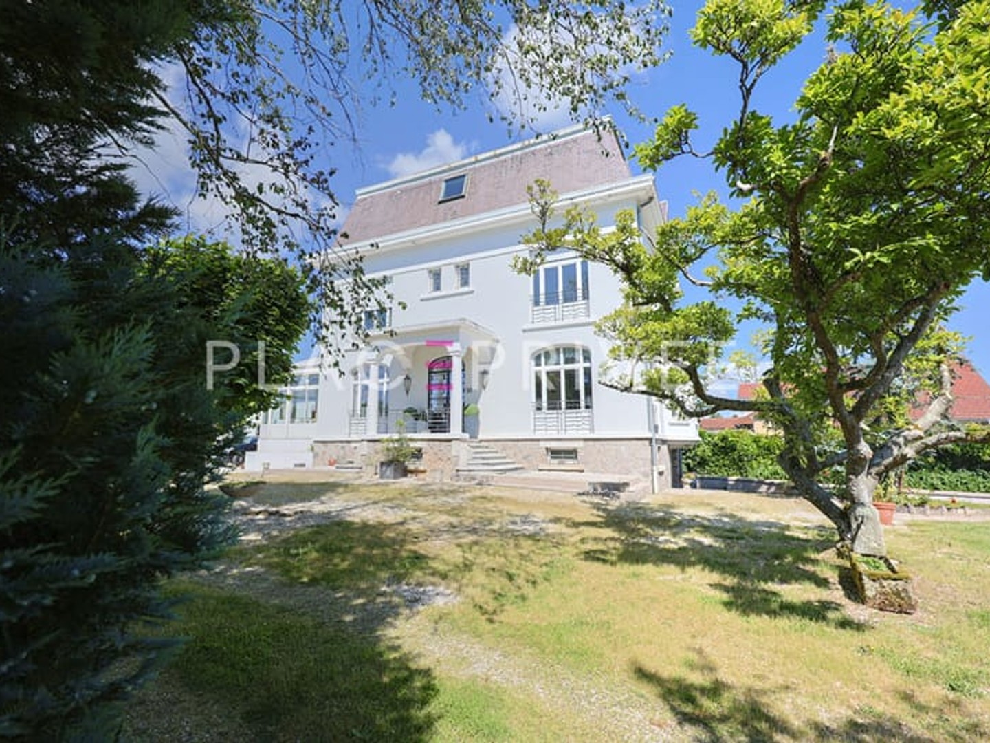 Maison de Maître avec piscine