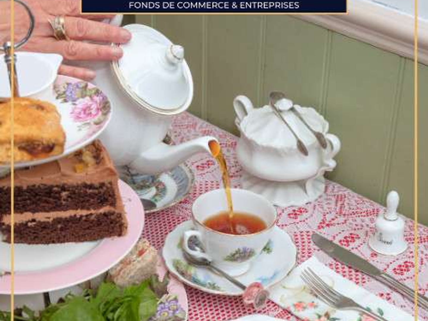SALONS DE THE : MURS et ENSEMBLE DE 2 SALONS DE TH