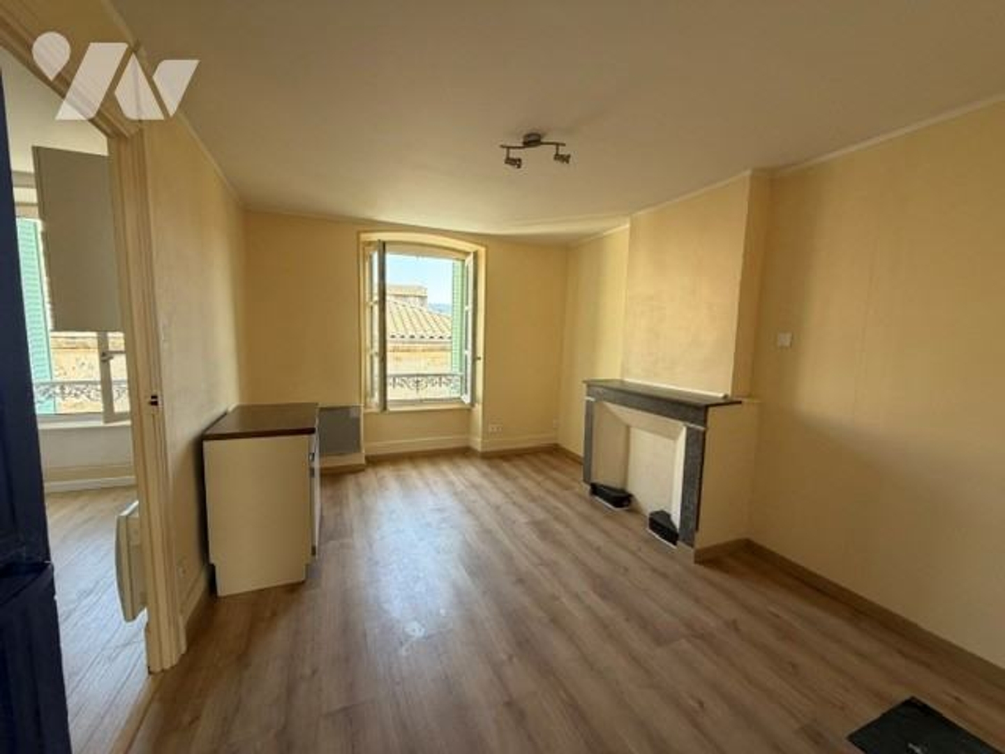 Immeuble à vendre - 166m2 - Crest (26400)