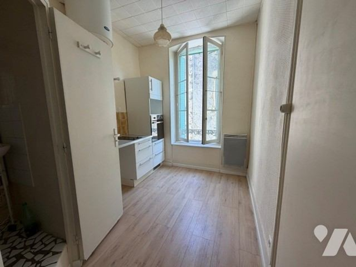 Immeuble à vendre - 166m2 - Crest (26400)