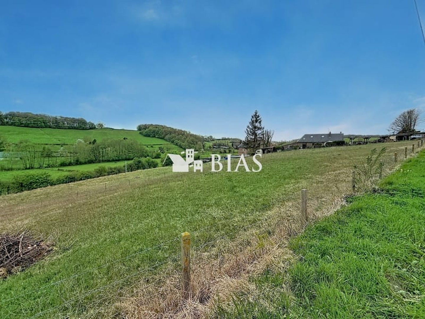 Terrain à vendre - 2500m2 - Buchy (76750)