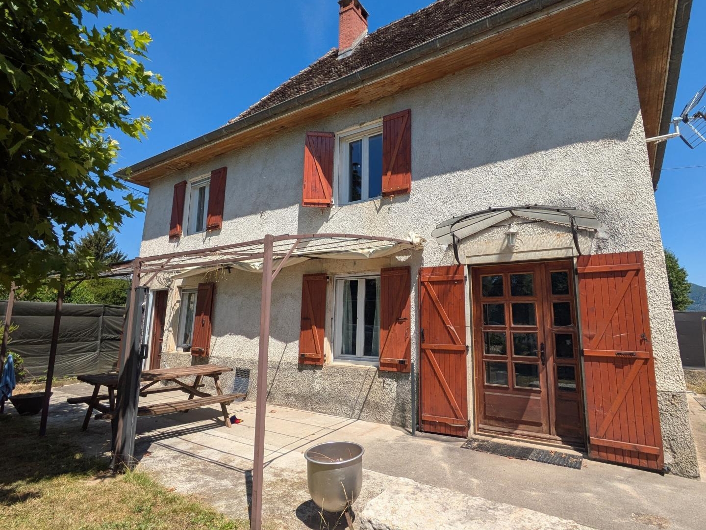 Maison de 106m², sur une parcelle de 470m² plus un terrain non attenant de 350m²
