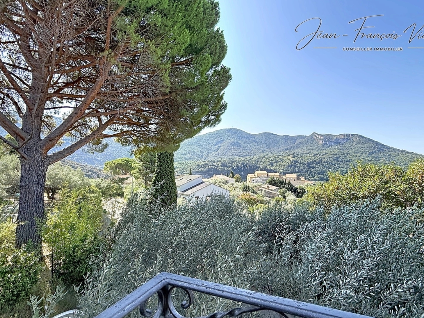 Maison 5 pièces 170 m²