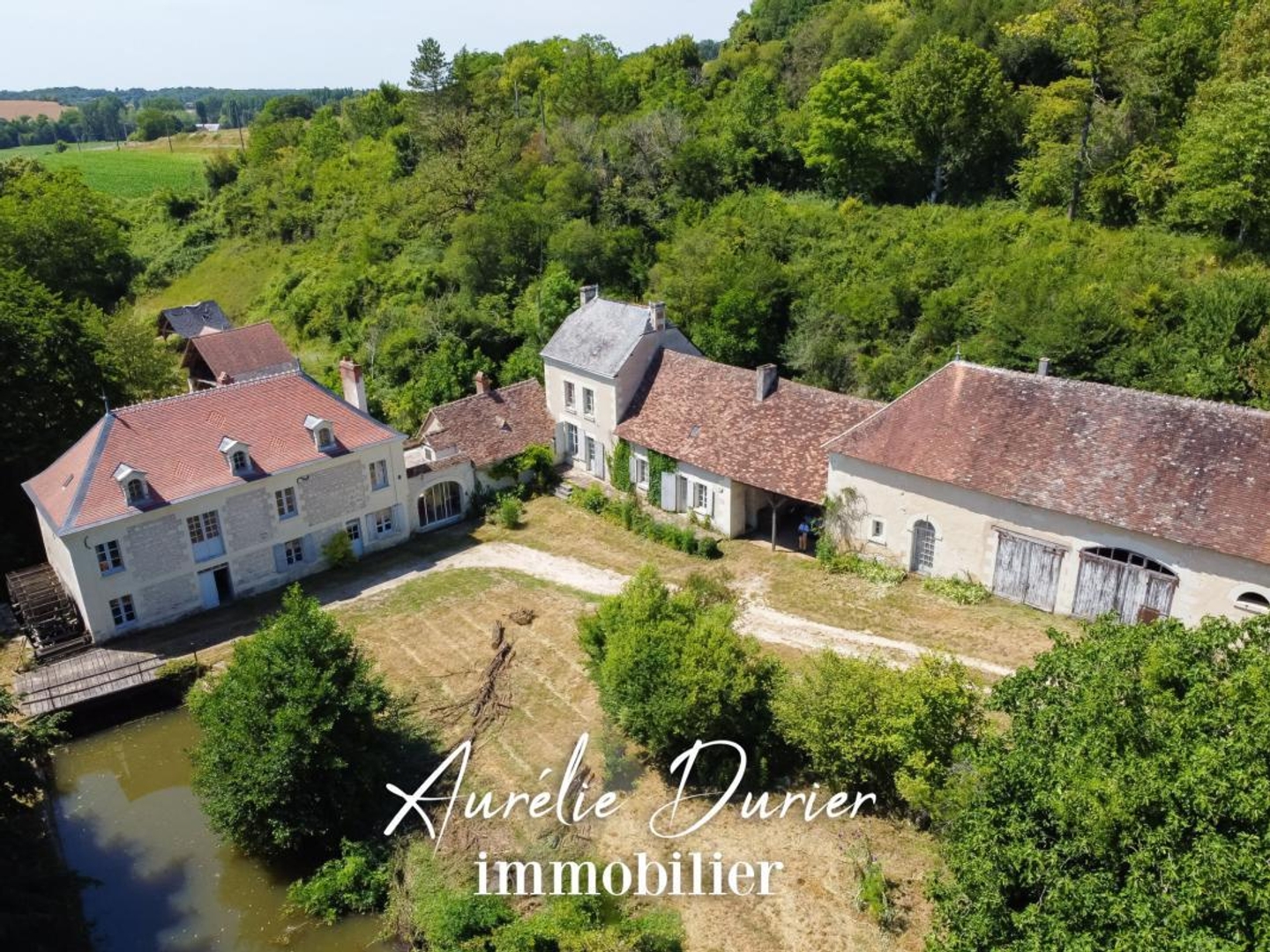 Vends moulin - 200 m² - 13 pièces, 7 chambres - Bossay-sur-Claise 37290