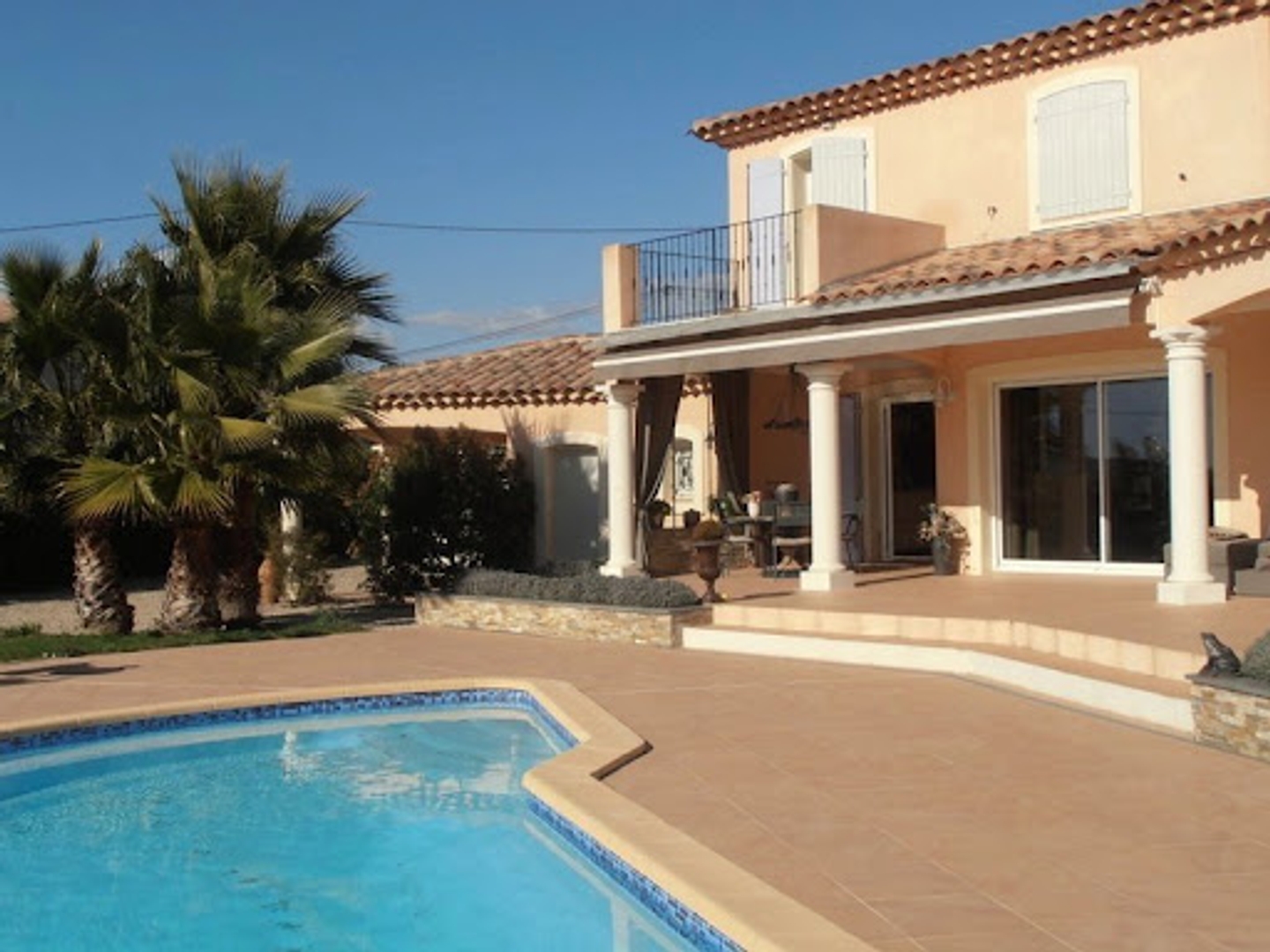 Maison à vendre - 6 pièces - 185m2 - Bagnols-En-Forêt (83600)