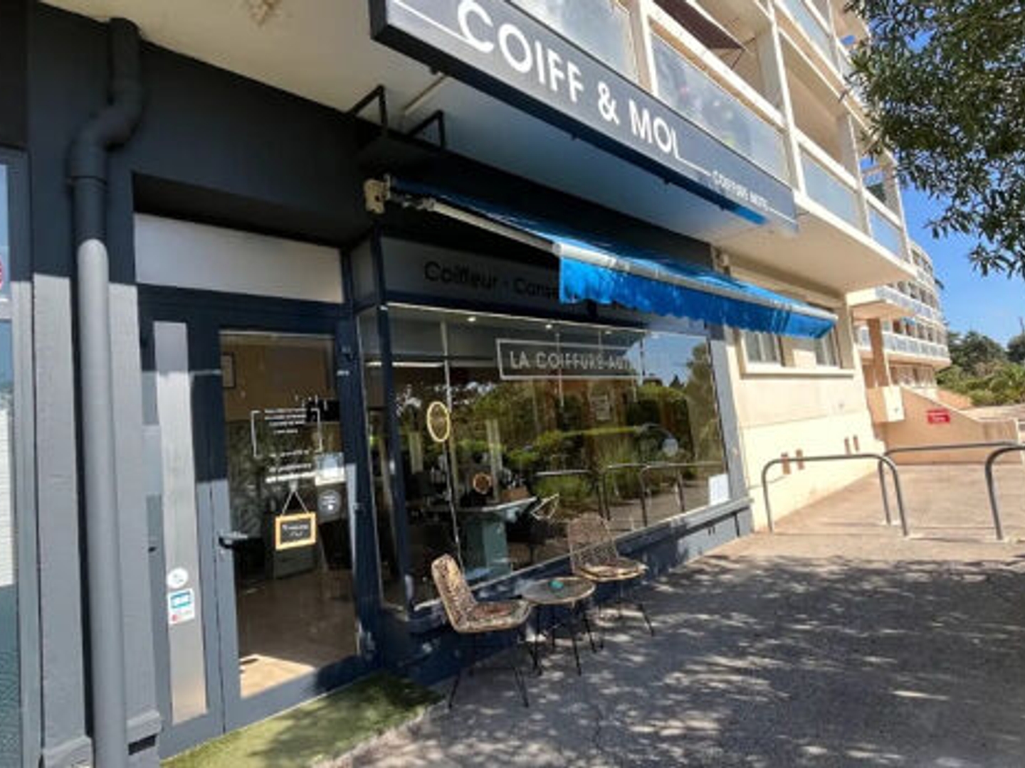 Locaux à vendre - 3 pièces - 40m2 - Hyères (83400)