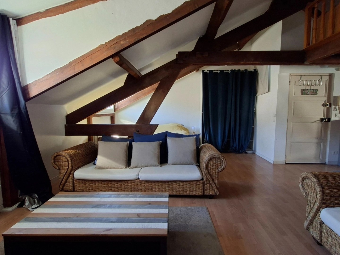 Digne les bains, Magnifique LOFT de 54m² avec mezzanine