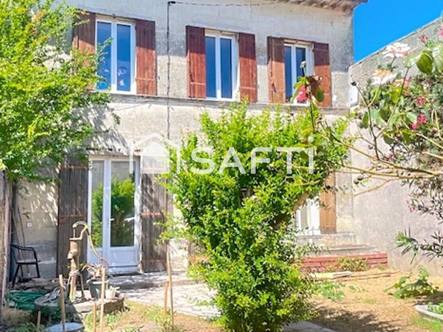 charmante maison en pierre de 178 m²