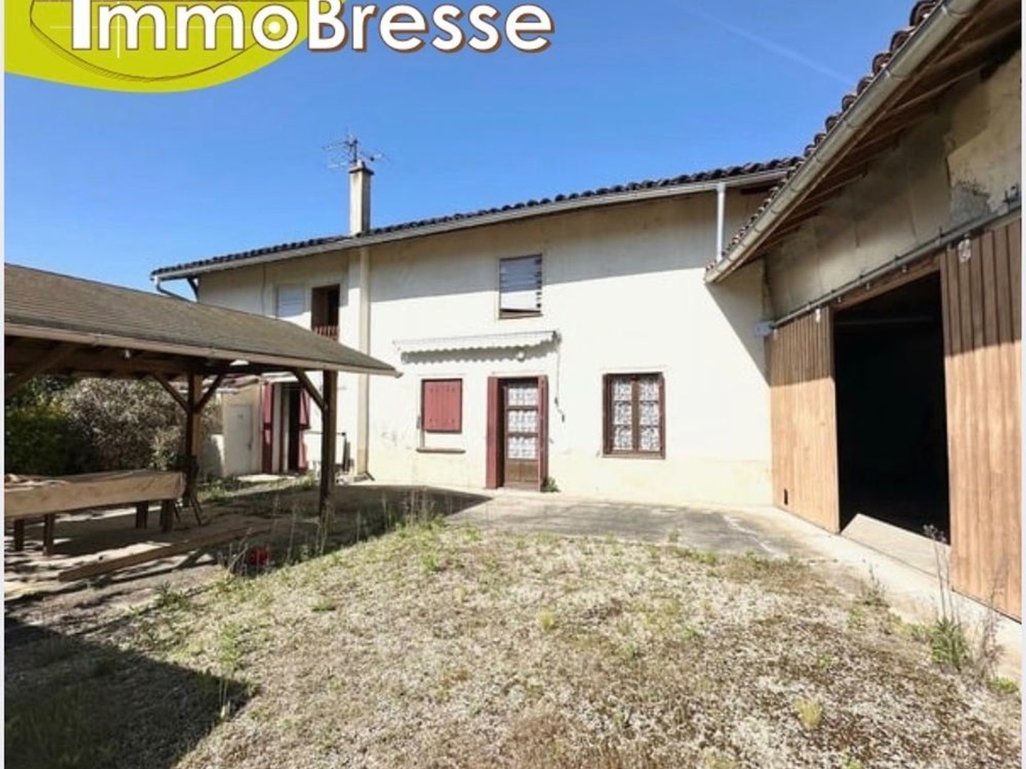 Attignat - A vendre maison de village -5 chambres
