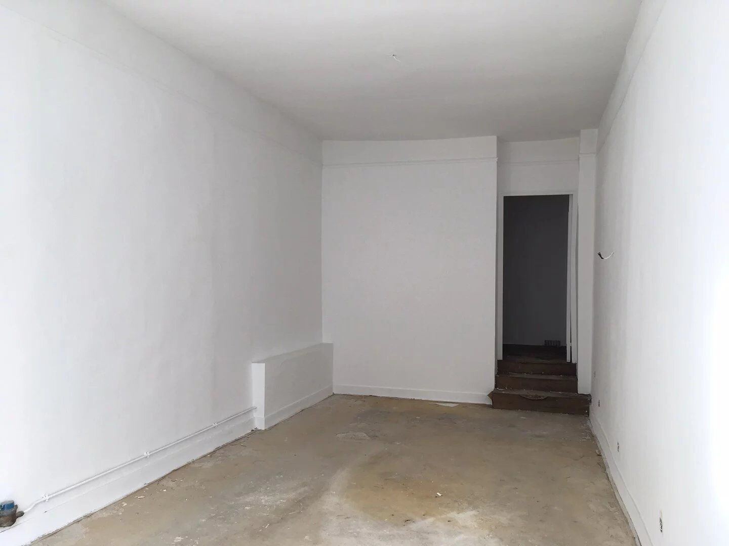 Rent a cheap 33 m2 commercial premises in LIMOGES!