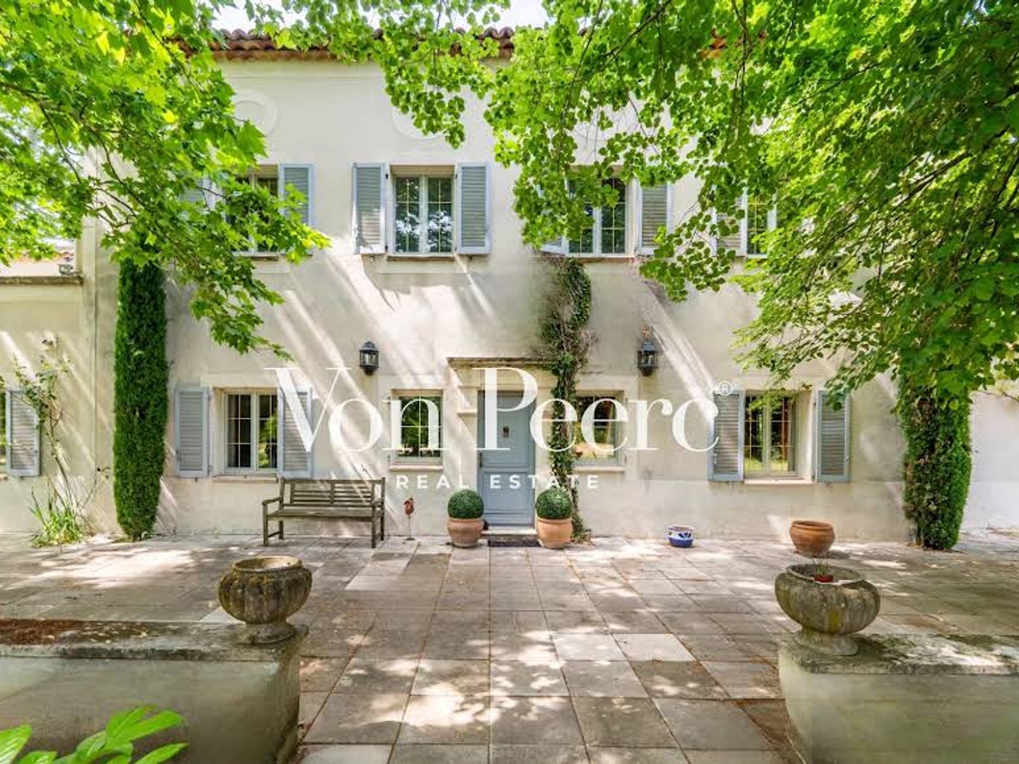 Maison 8 pièces 248 m²