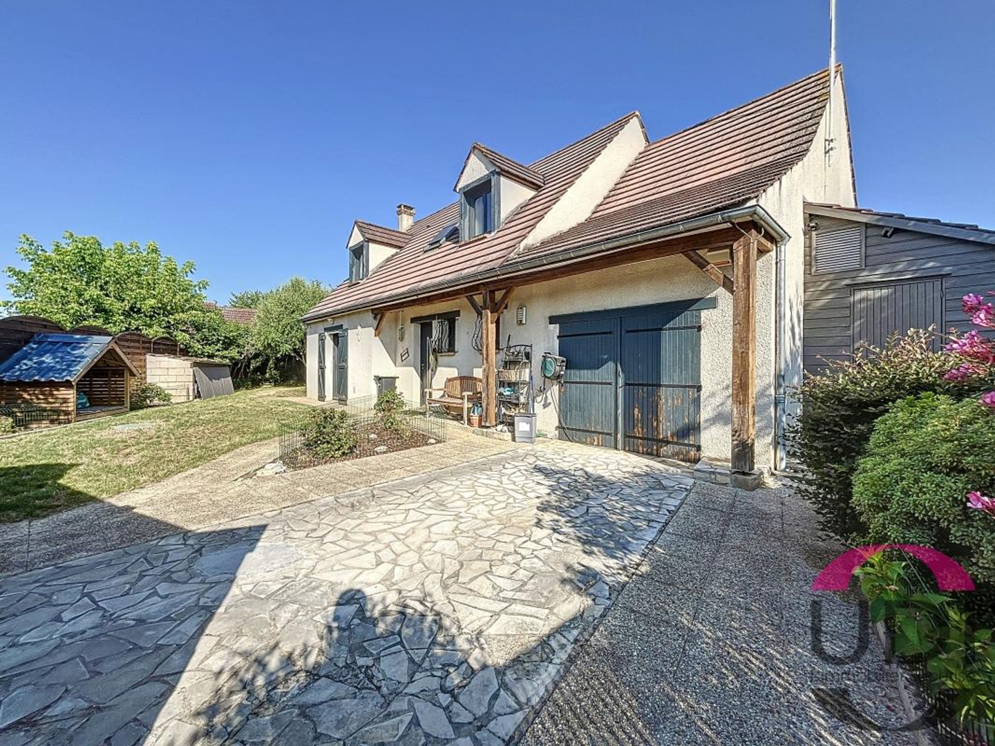 Maison à vendre - 6 pièces - 121m2 - Lisses (91090)