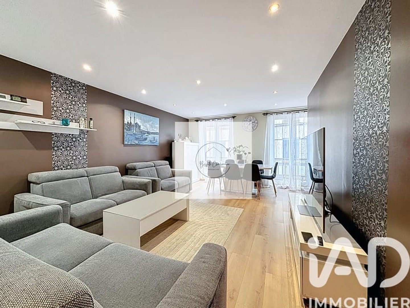 Maison avec appartements 185 m²