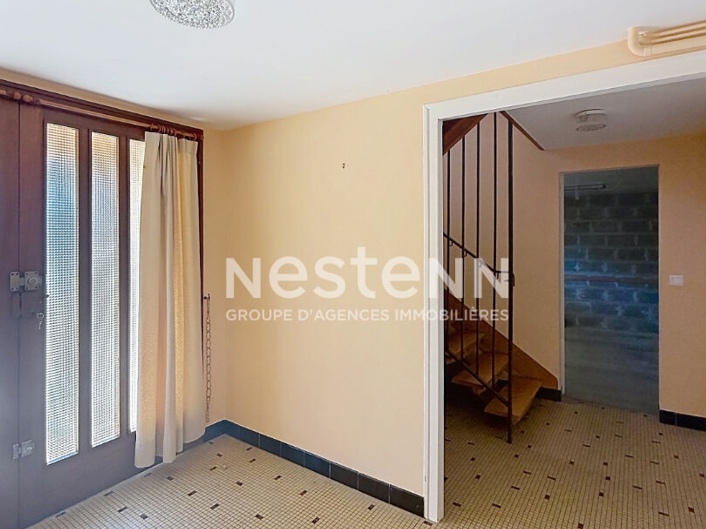 Maison à vendre - 7 pièces - 125m2 - Sainte-Gemmes-Sur... (49130)