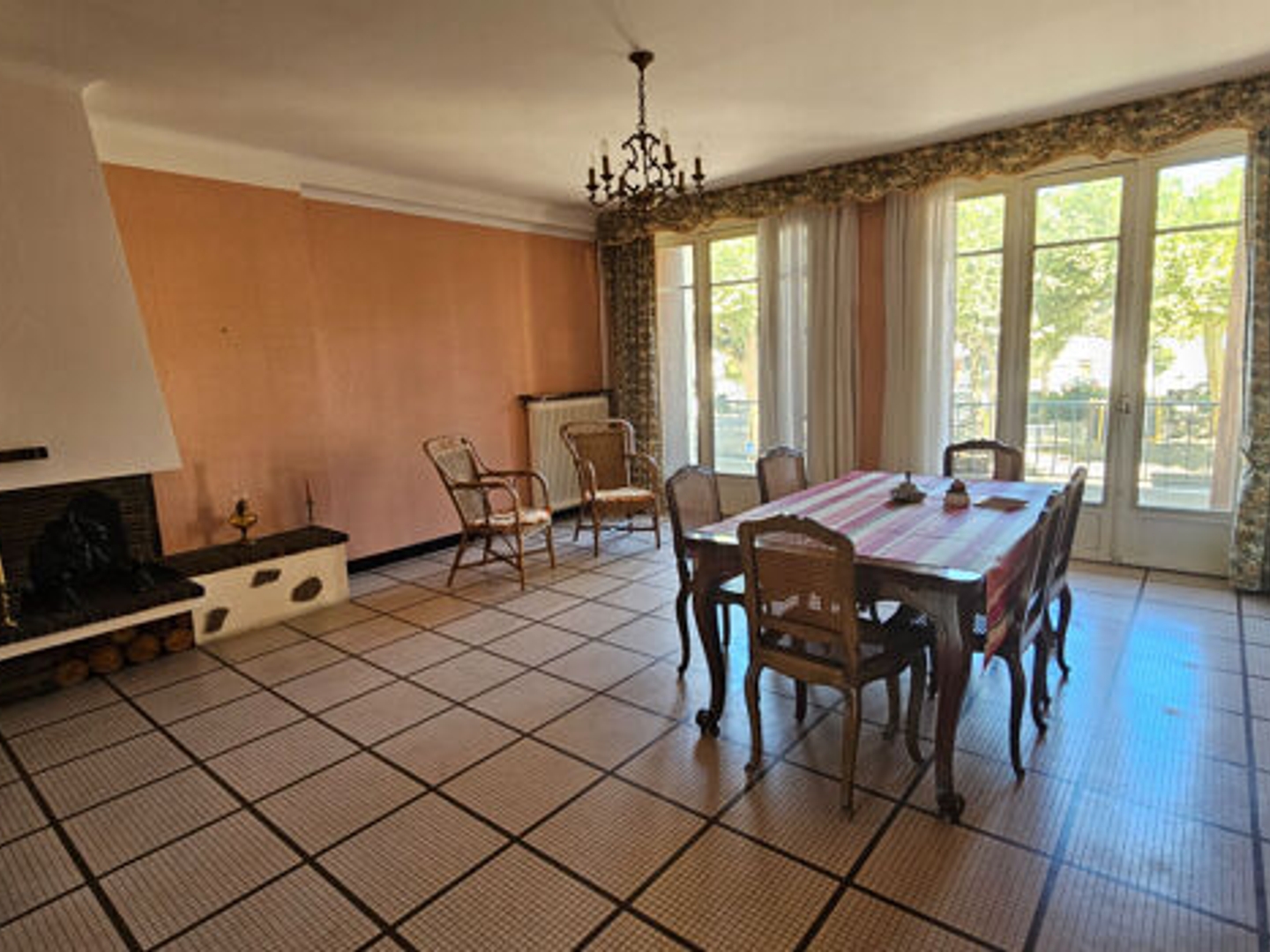 Maison à vendre - 6 pièces - Saint Geniez D'ol... (12130)