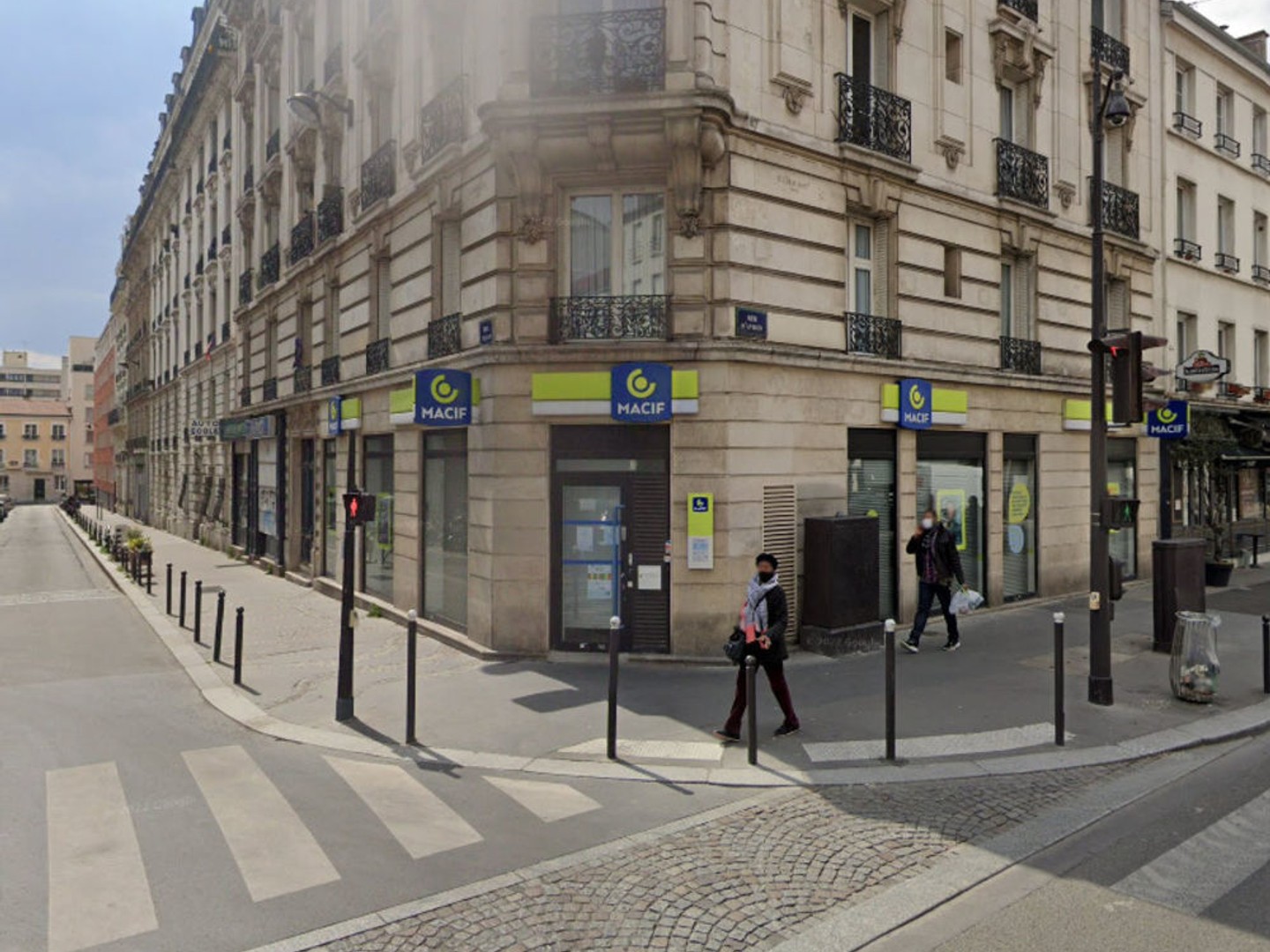Boutique à louer rue d'Avron - environnement commerçant