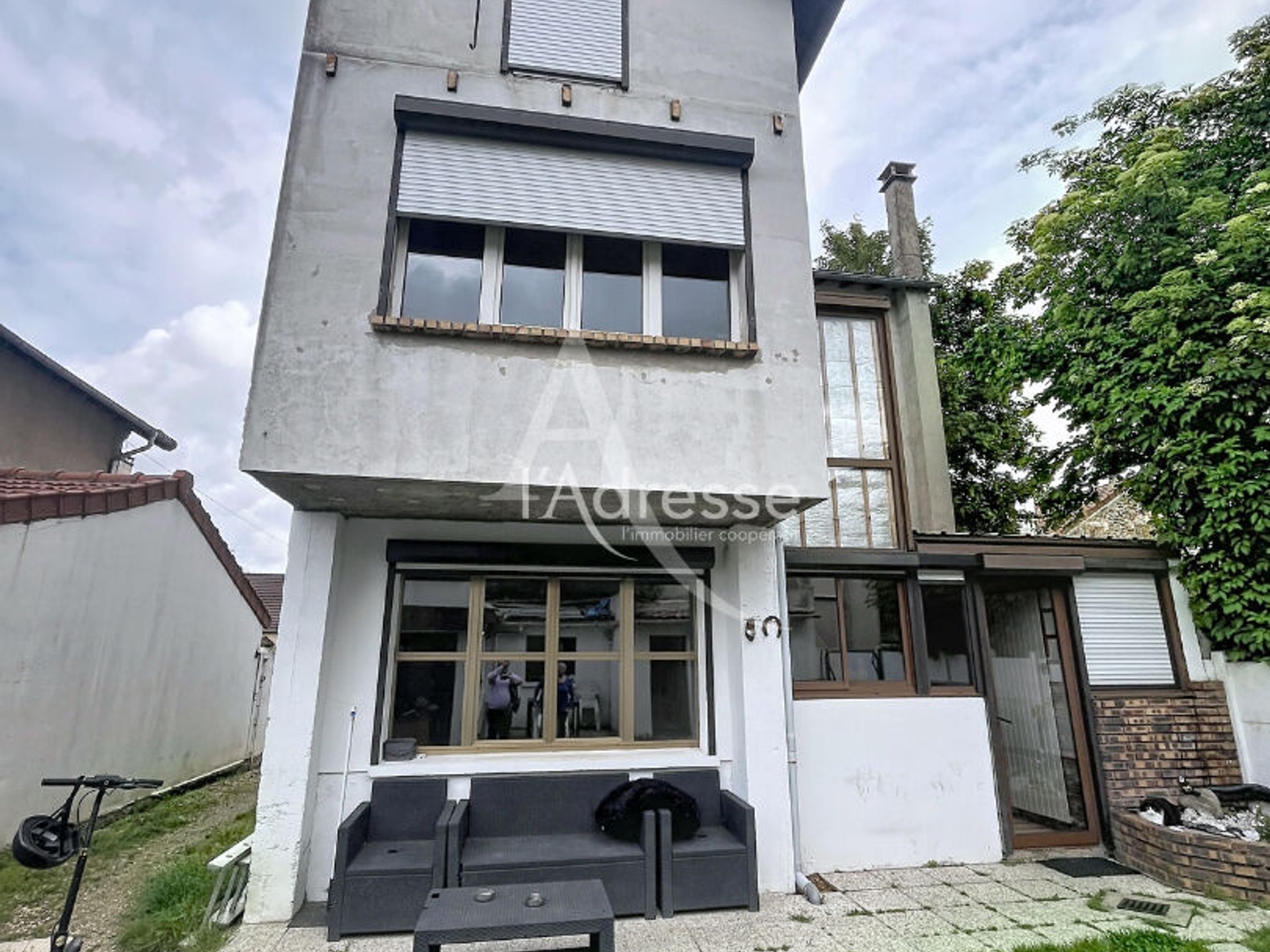 À 5 min de la gare Maison 3 chambres sur 580 m² à prix exceptionnel !