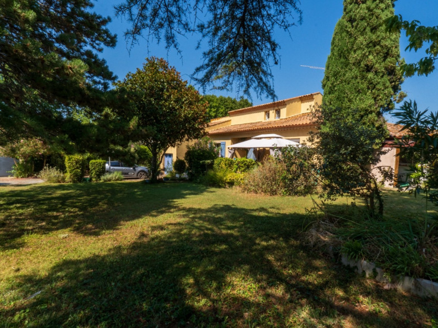 Maison à vendre - 6 pièces - 158m2 - Montbazin (34560)