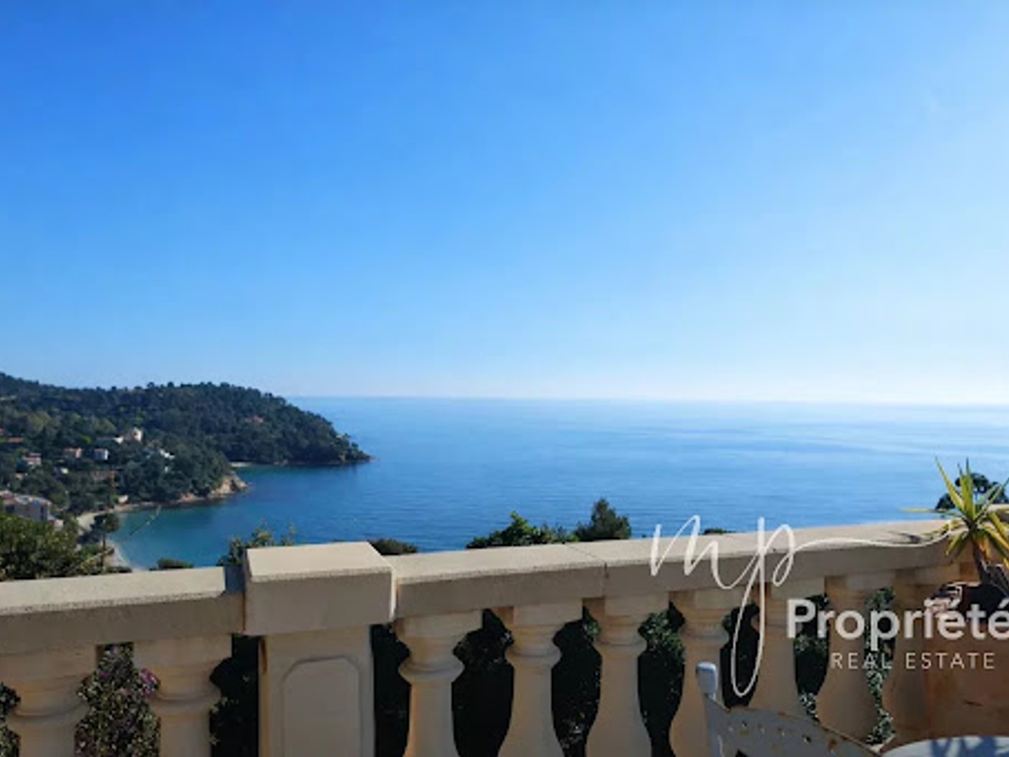Maison 9 pièces 255 m²