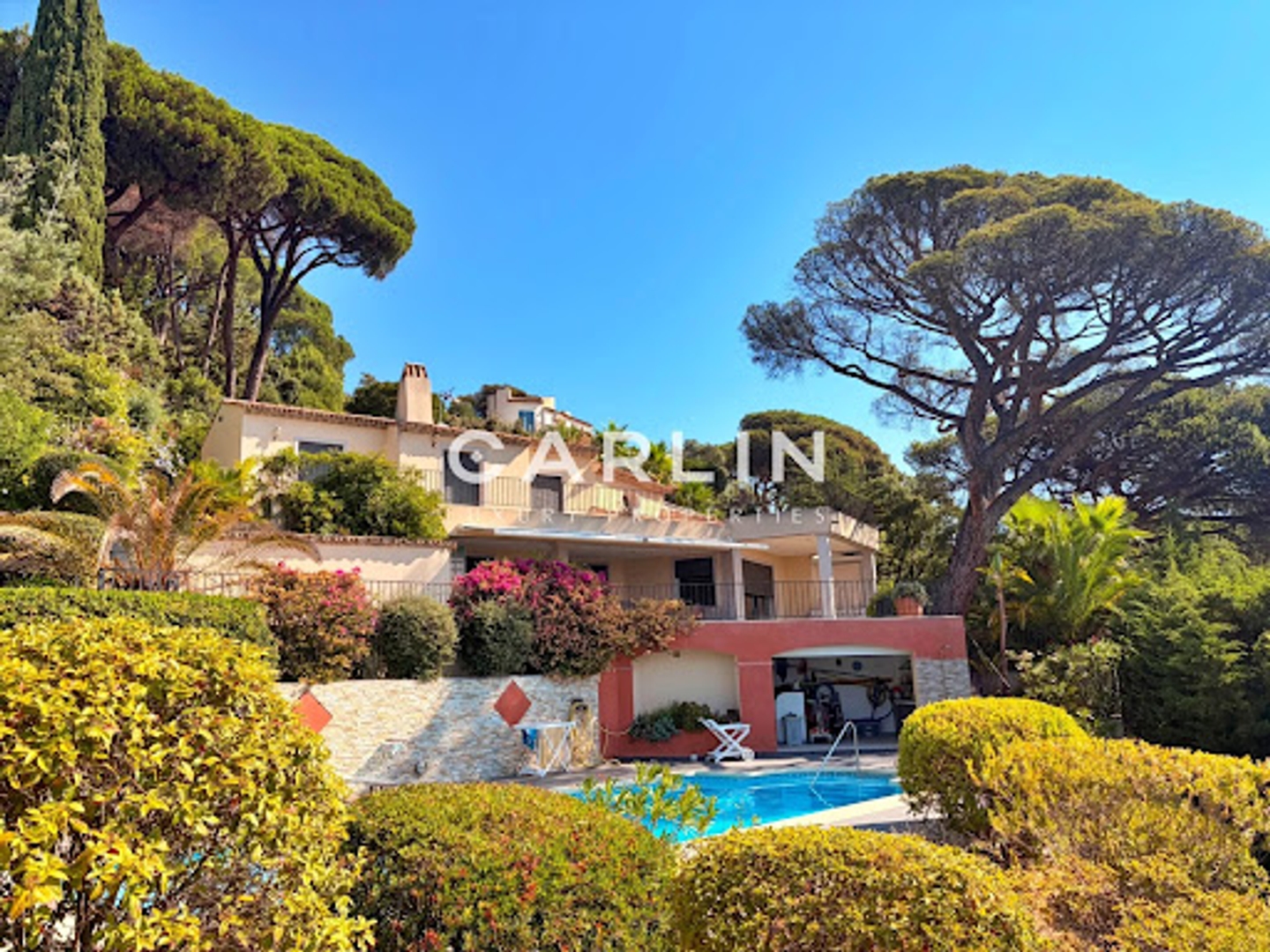 Maison à vendre - 7 pièces - 250m2 - Sainte-Maxime (83120)
