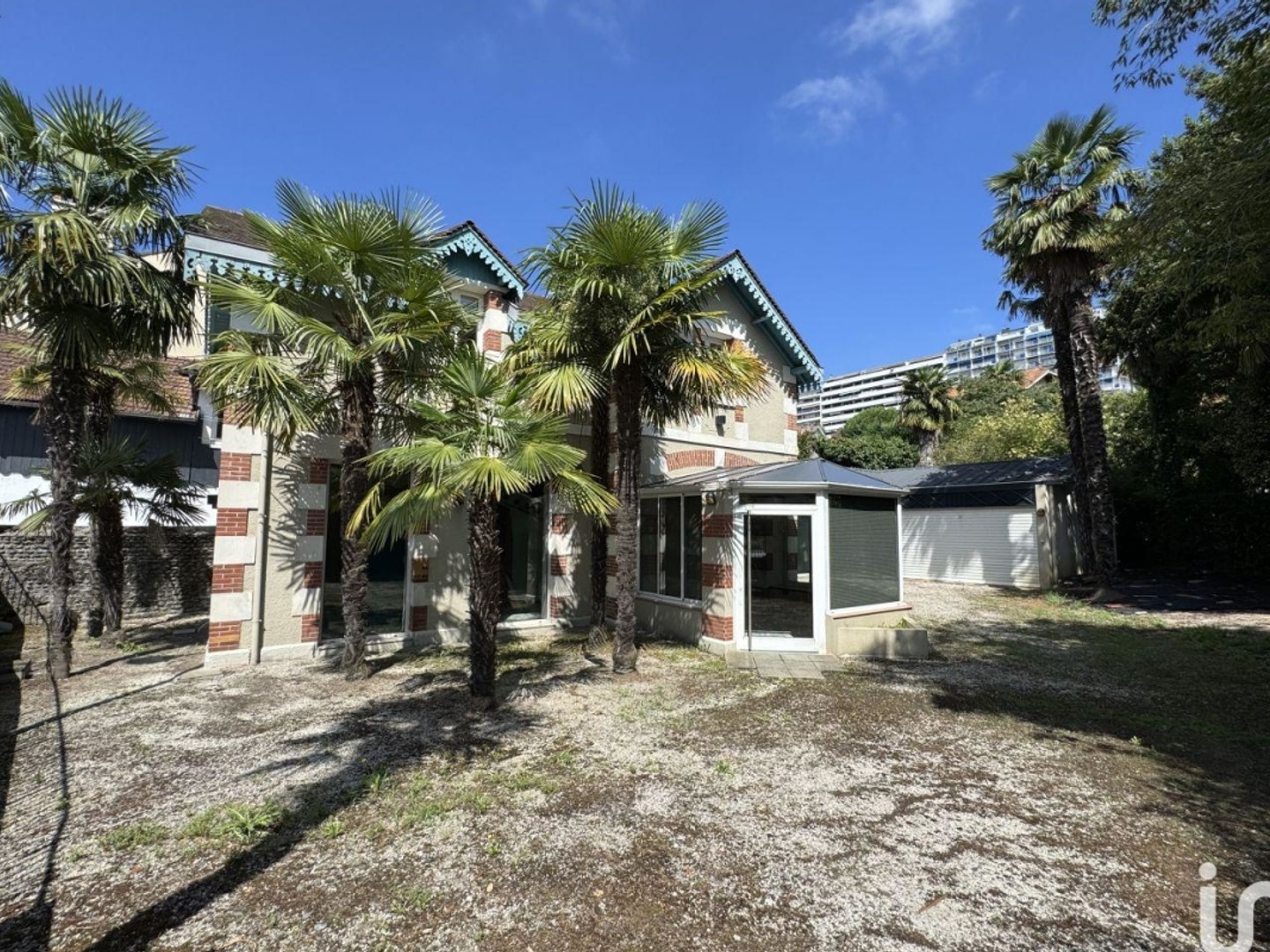 Location Boutique/Local commercial 195 m²